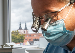 Michael Knapp Zahnarztpraxis Fulda – Chirurgie Brille